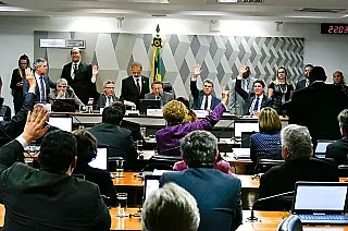 Senado - Reforma trabalhista segue para o Plenário após aprovação na CCJ