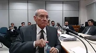 Dono de apartamento vizinho ao de Lula é interrogado pelo juiz Sérgio Moro