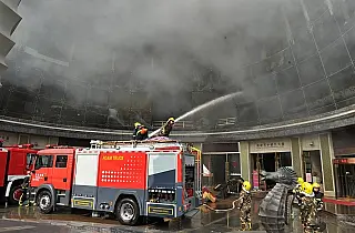 Incêndio em hotel na China deixa dez mortos