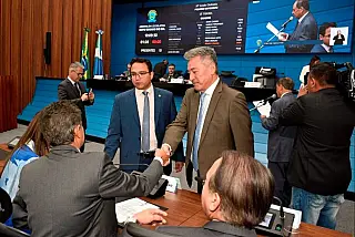 Deputados do MS aprovam projeto que oferece exames para autistas na rede pública de saúde