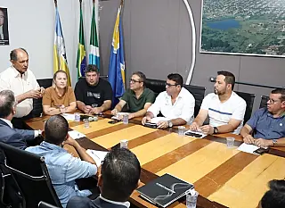 Zé Teixeira discute projetos para Dourados com vereadores