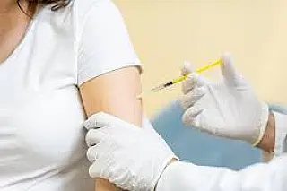 Quase 94% da população brasileira se vacinou contra covid-19