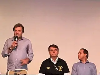 Professor diz que Brasil não vai suportar amadorismo por muito mais tempo