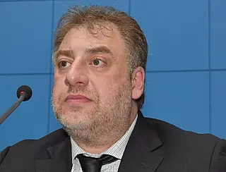 Neno Razuk combate vazamento de informações