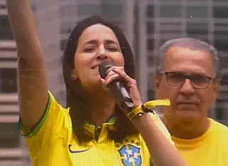 Gianni diz que Bolsonaro é Daniel na cova dos leões