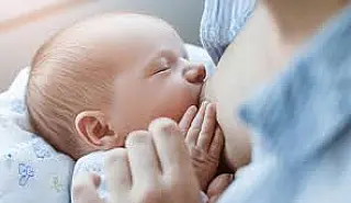 Amamentar mais de um ano reduz risco de câncer de mama
