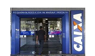 Caixa libera abono salarial para trabalhadores nascidos em outubro