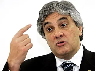 Delcídio deverá apresentar defesa no CES até dia 18