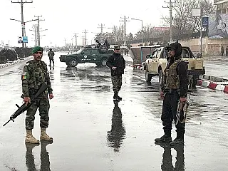 Mais de 10 soldados são mortos e vários feridos em ataque contra Exército afegão