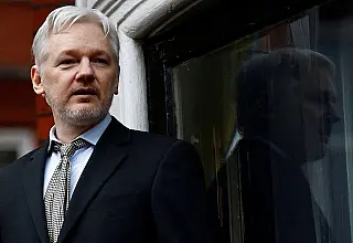 Fundador do WikiLeaks tem investigação de estupro arquivada