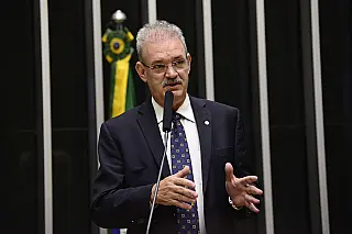 Geraldo Resende votou contra o PLP 257/2016
