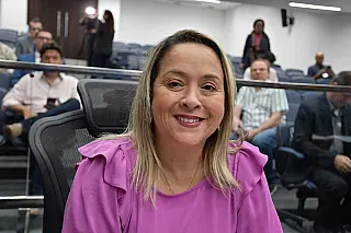 Lia Nogueira pede recapeamento e manutenção