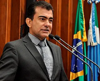 Combate à violência contra a mulher começa na Educação, diz Marçal Filho