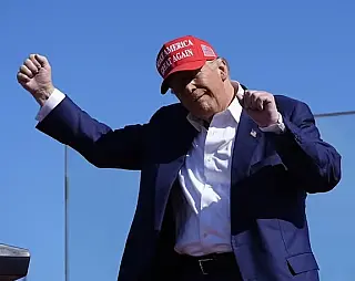 Trump promete taxar China em 50%