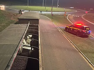PRF apreende 2 ton de maconha na rodovia
