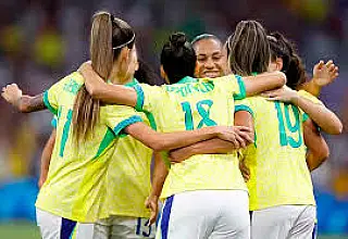Brasil encara EUA na final do futebol feminino olímpico neste sábado