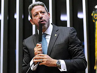Lira forma grupo para discutir regulação