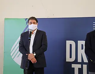Fiems instala drive thru para acelerar campanha de vacinação da Covid em Dourados
