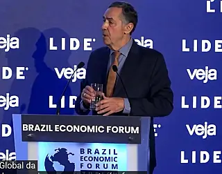 Ministro do STF defende voto distrital misto