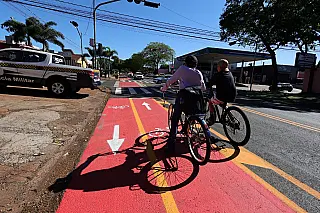 Agetran foca ciclista na Semana do Trânsito em Dourados