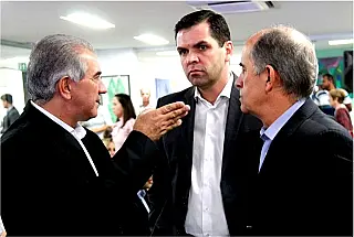 Reinaldo destaca a solidariedade e união para ampliar atendimento no Hospital de Câncer