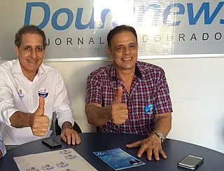 Maia e Mito pedem votos para engenheiros e agrônomos em Dourados