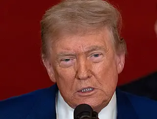 Trump ataca e avisa Irã: Se reagir vai ter mais