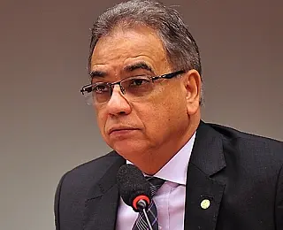 Relator diz que resistirá à pressão sobre mandato de Cunha