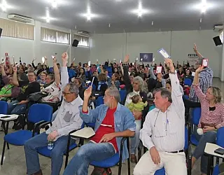 Trabalhadores da Educação vão parar contra a reforma na sexta-feira