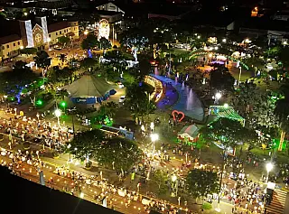 Dourados Brilha começa esta noite na praça