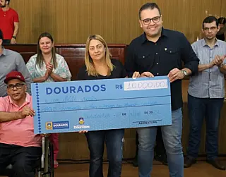 Creusimar entrega emendas a entidades