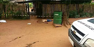 Jovem é executado com seis tiros e outro é ferido