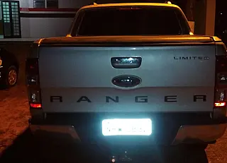 Policiais recuperam caminhonete Ranger roubada em Goiânia