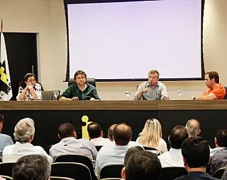 Prefeitos aprovam pauta estratégica para municípios em assembleia da Assomasul