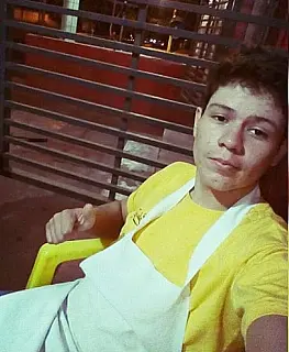 Jovem foge da Polícia, reage a tiros e morre na madrugada