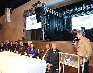 Empresários fazem Dourados crescer, diz Murilo