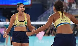 Ana Patrícia e Duda vencem australianas e vão à final do vôlei de praia
