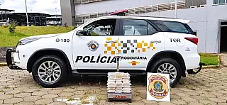 Fiscalização encontra cocaína escondida em tanque de carro