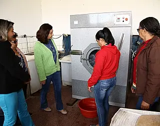 Lavanderia Comunitária da Cachoeirinha ganha secadora industrial