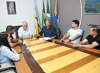 Psicólogos educacionais apresentam demandas aos vereadores