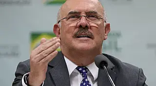 PF faz operação para prender Milton Ribeiro