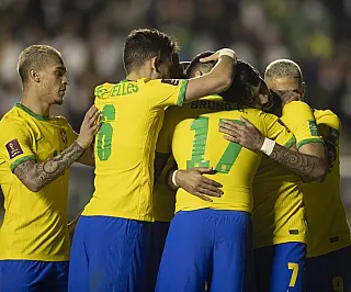 Brasil pega Sérvia, Suíça e Camarões