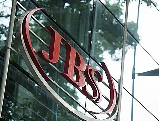 JBS inscreve para 350 vagas