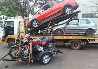 Operação policial apreende 22 veículos irregulares em três horas
