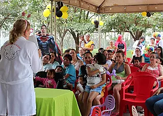 Crianças internadas no HU ganham festa antecipada