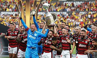Flamengo estreará contra vencedor de duelo árabe