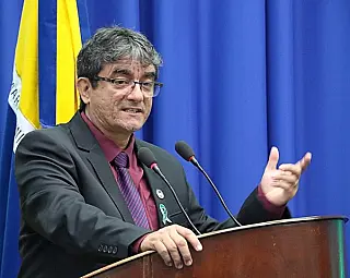 Juscelino questiona deficiências