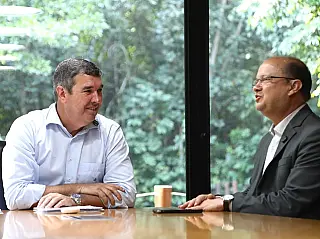 Barbosinha 'devolve' o Governo a Eduardo Riedel