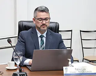 Fabio Luis pede explicações sobre Fonplata
