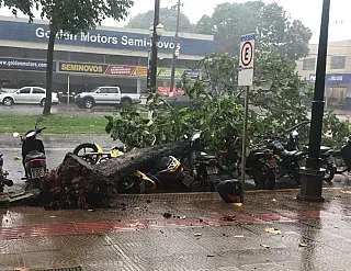 Nova onda de chuvas fortes causa mais estragos nesta quarta-feira em Dourados